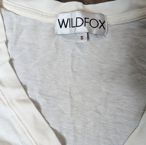 Wildfox 'Let's Get Away From It All' V neck Tshirt white red EUC Small - Picture 6 of 6